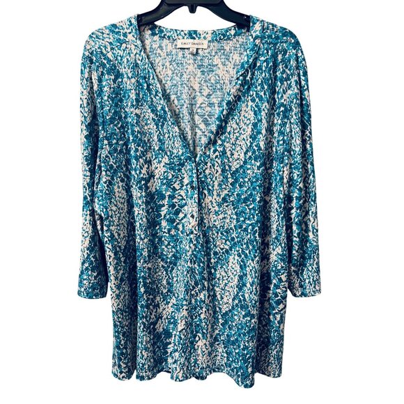 Emily Daniels Sz 2X Turquoise & White Abstract Print V-Neck 3/4 Sleeve Top - Picture 1 of 12